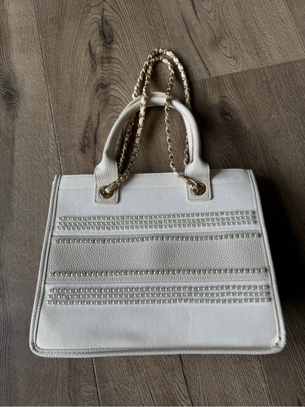 Abbott Lyon Pearl Purse